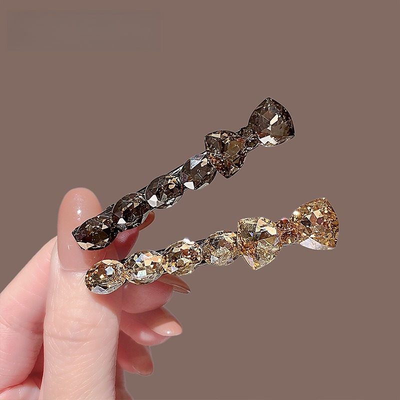 Women'S Accessories New Look - กิ๊บติดผมผู้หญิงแบบใหม่ ดีไซน์หรูหรา ประดับโบว์คริสตัล ด้านข้าง ดูหรูหราเบาๆ กิ๊บปากเป็ดสำหรับติดผมหน้าม้า
